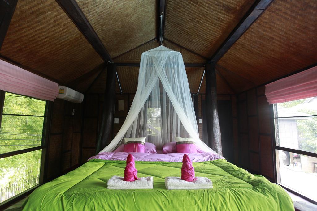 Banyen Villa Сан Саи Номер фото